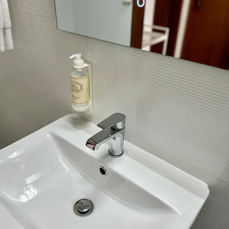 Проживание в семье Private In Old Town