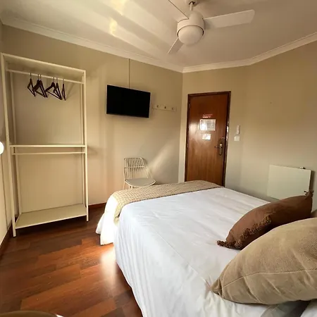 Private In Old Town *